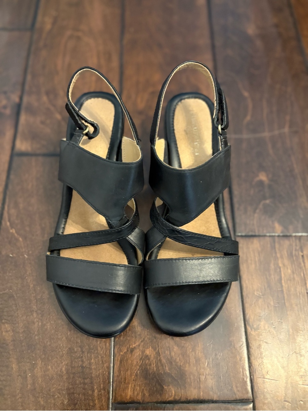 Naturalizer black sandals